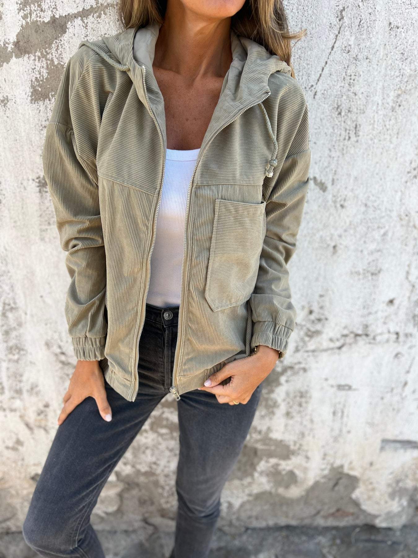 Ariellee – Jaqueta Casual com Capuz e Zíper
