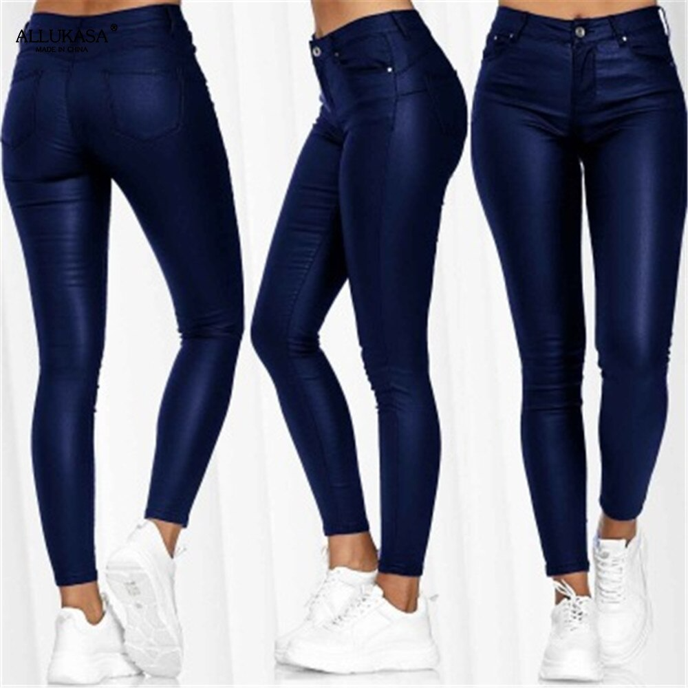 Dina – Calça em couro stretch