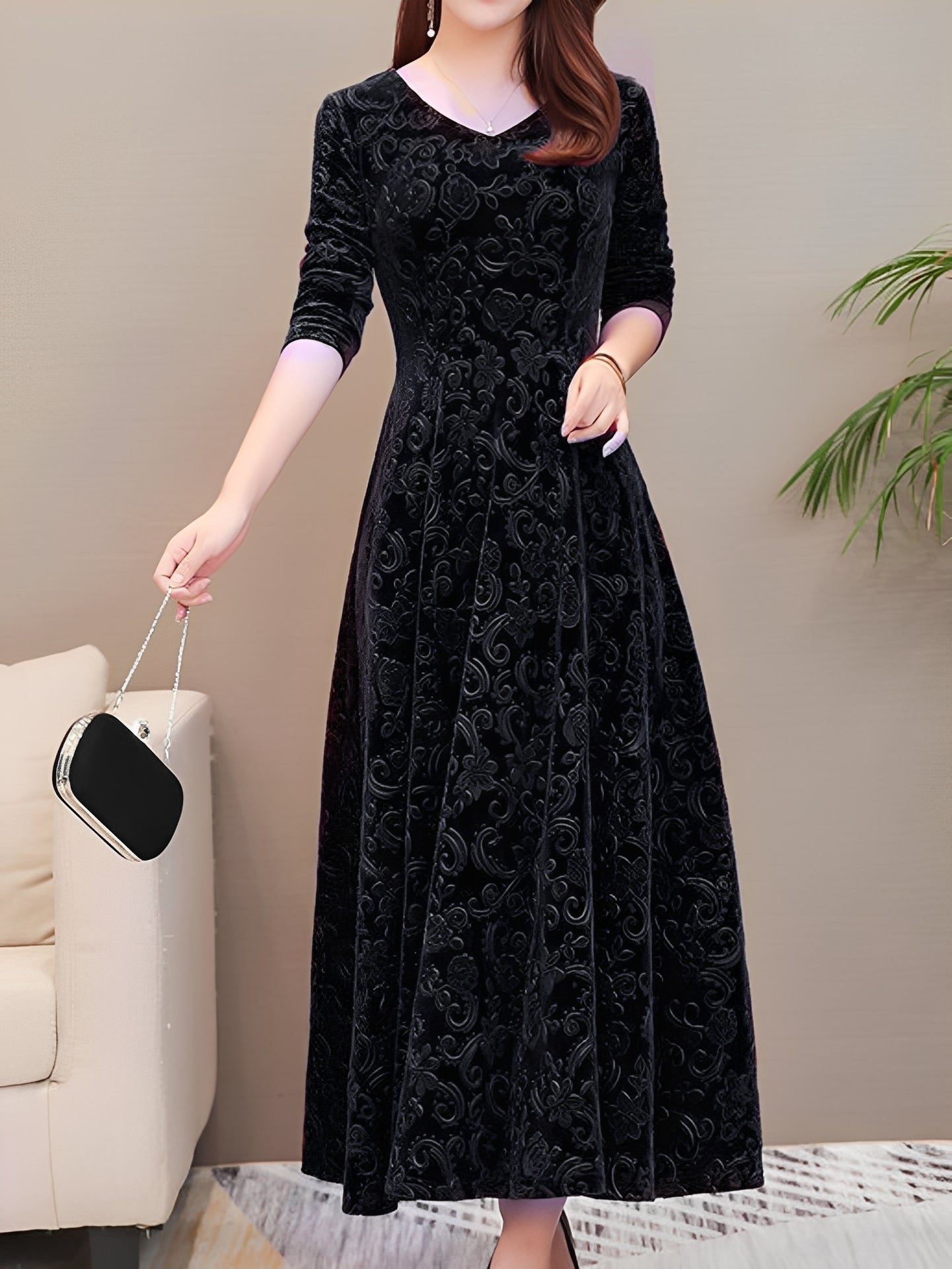 Arianna - Elegant evening gown with long sleeves for women