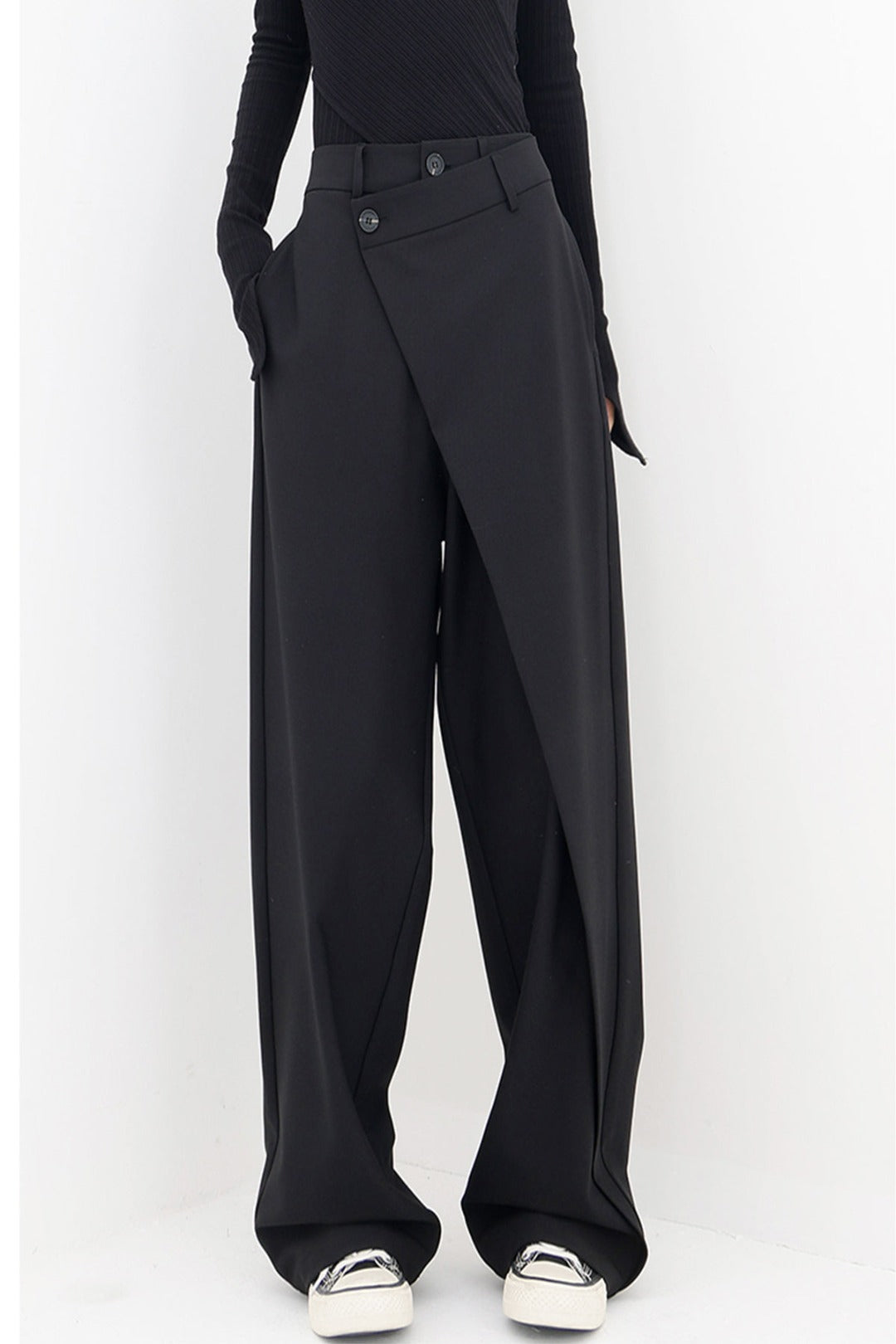 Thalia – Calça baggy assimétrica
