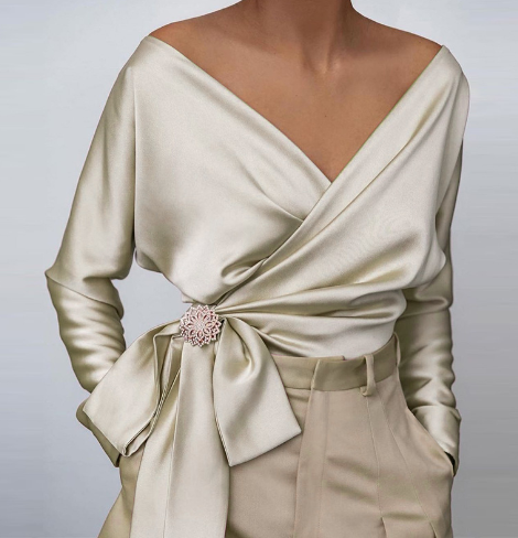 Alayah - Light Silk Blouse for Summer