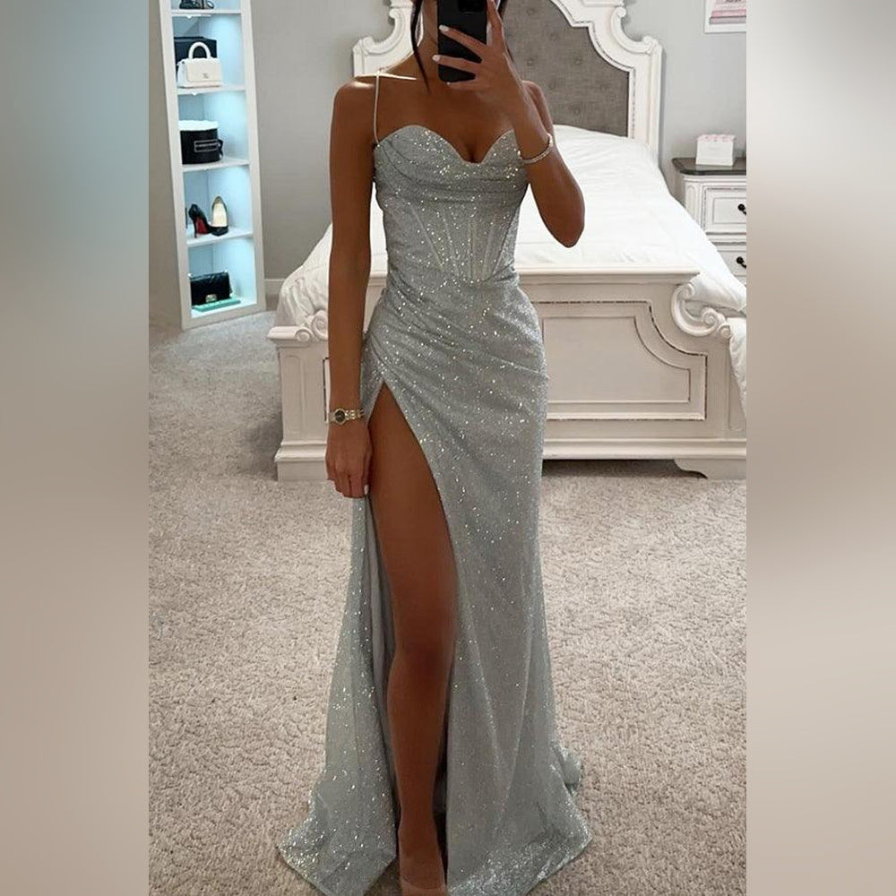 Elina – Vestido de festa com decote em forma de coração