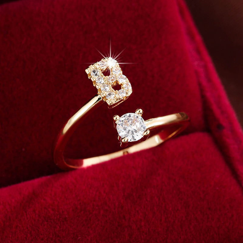 Nova – Bague aberta moderna com inicial