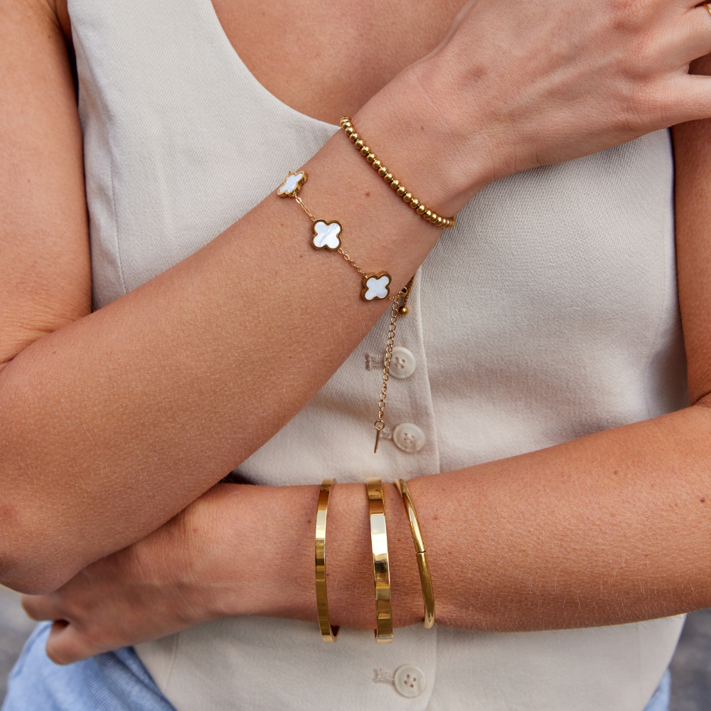 Lily – Bracelete dourado