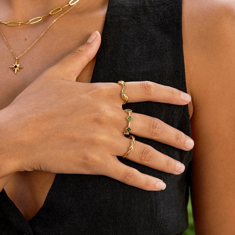 Tarah – Anel onda elegante