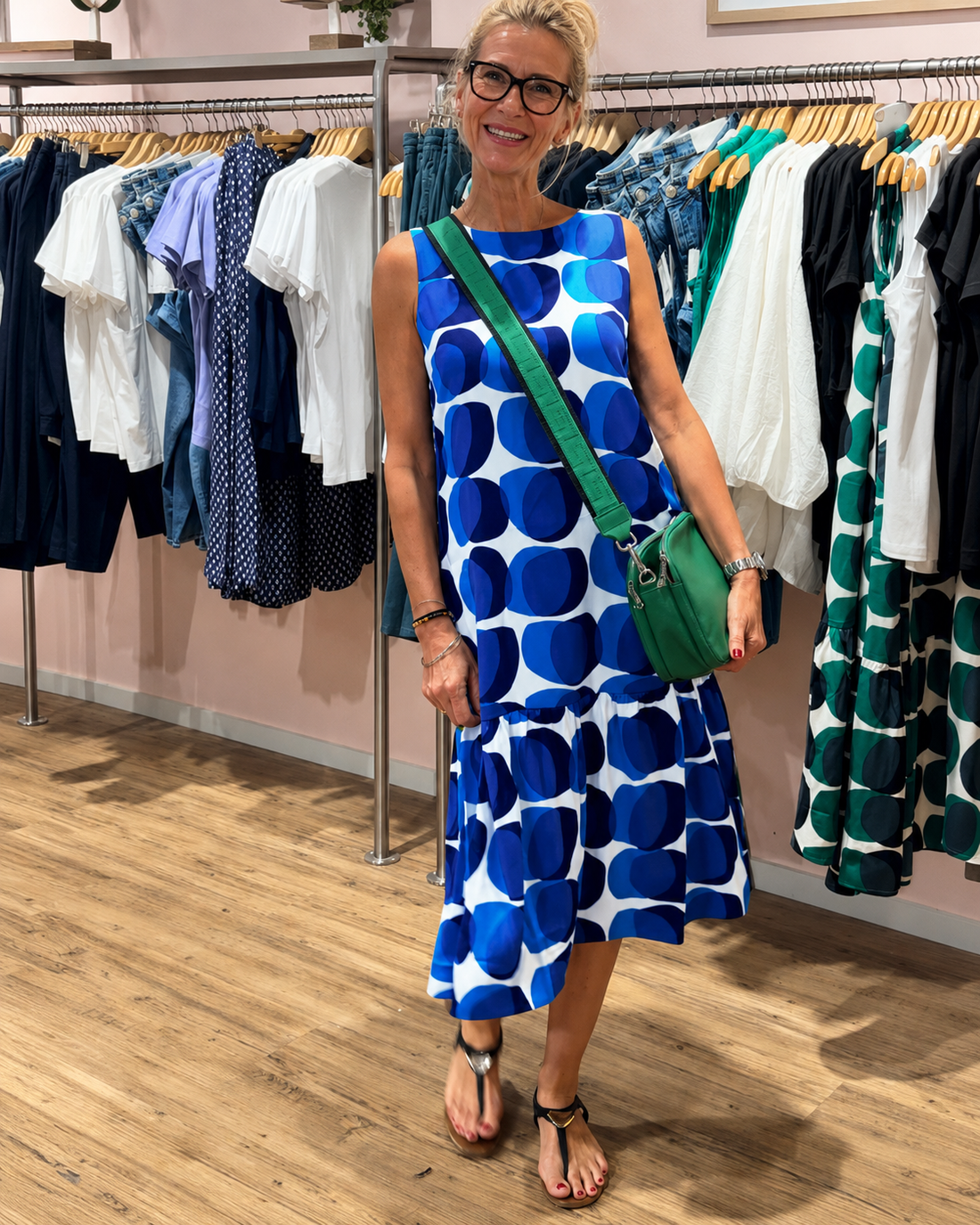 Karleshia - Vestido Midi Casual com Gola Redonda