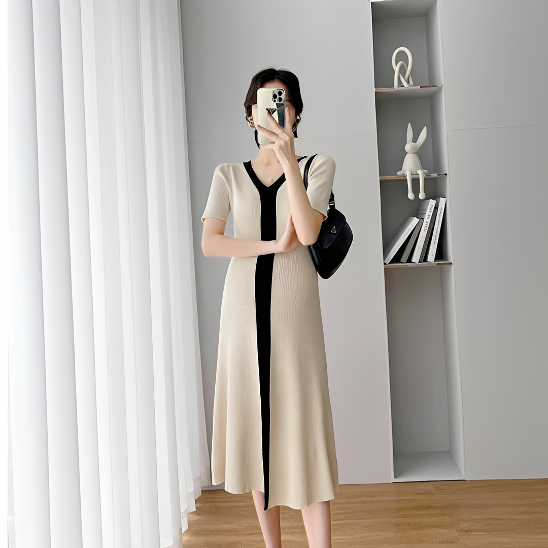 Jeanet - Vestido Midi Estiloso com Decote em V