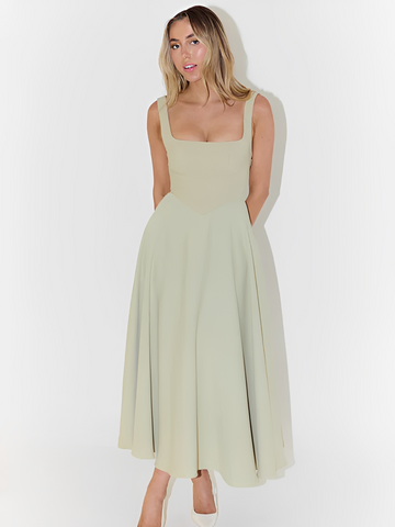 Julia - Vestido Midi Elegante com Decote Quadrado