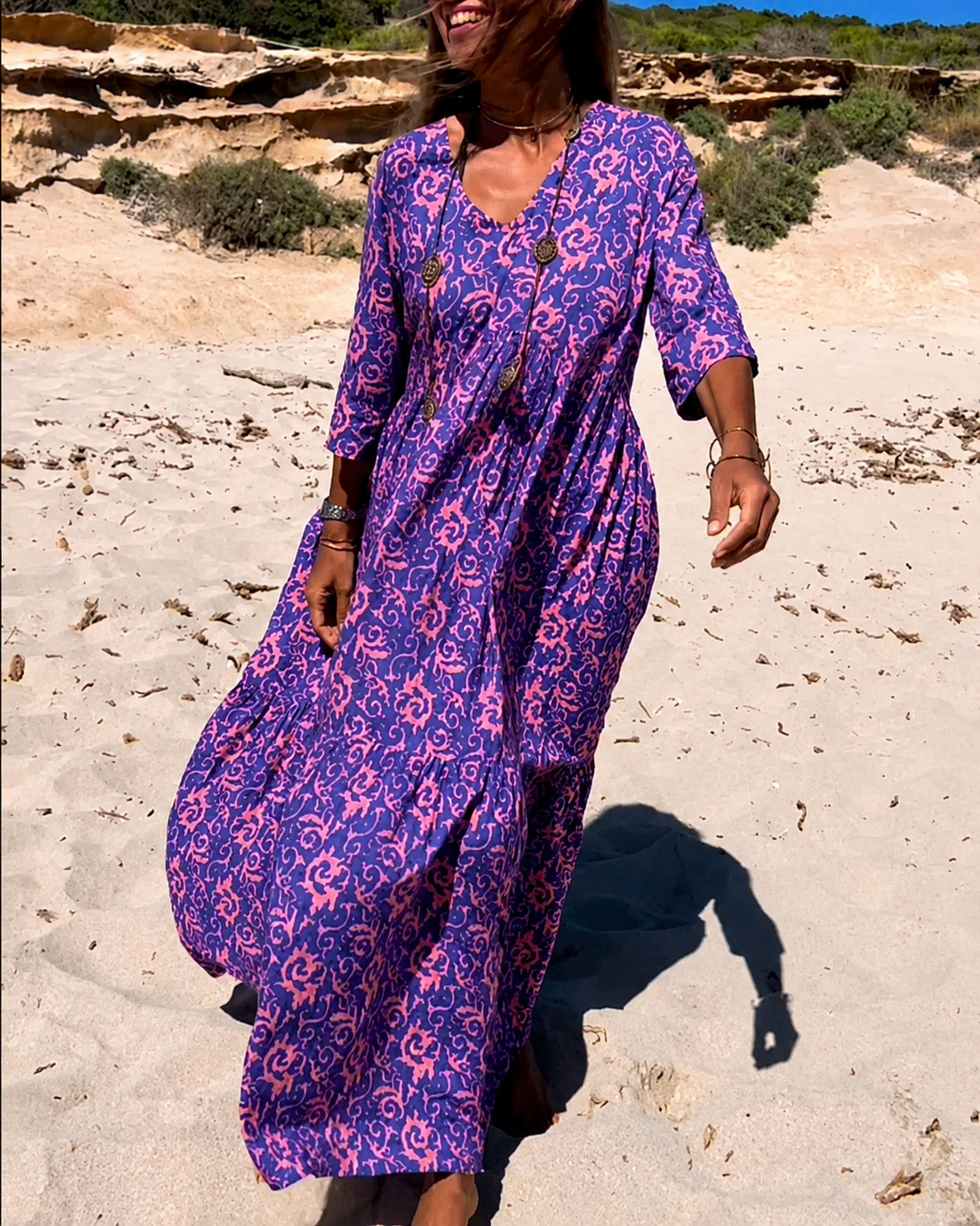 Lucienne - Vestido Fashion com Decote em V
