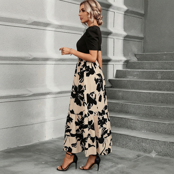 Astrid - Vestido Saia Floral Estiloso