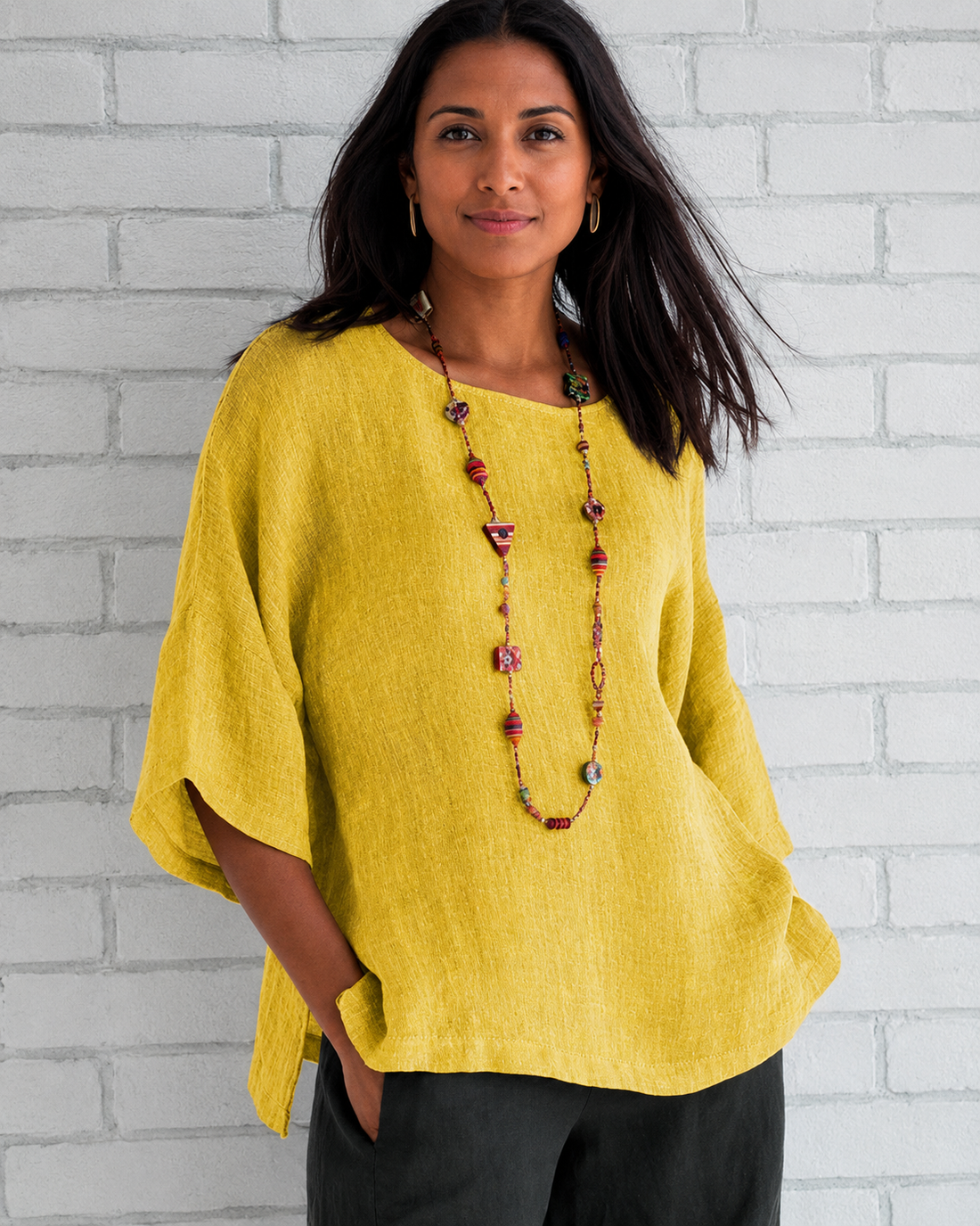 Natalina - Blusa Elegante com Gola Redonda