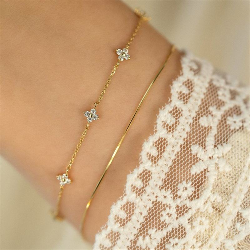 Bracelete a flores brilhantes - Bracelete minimalista