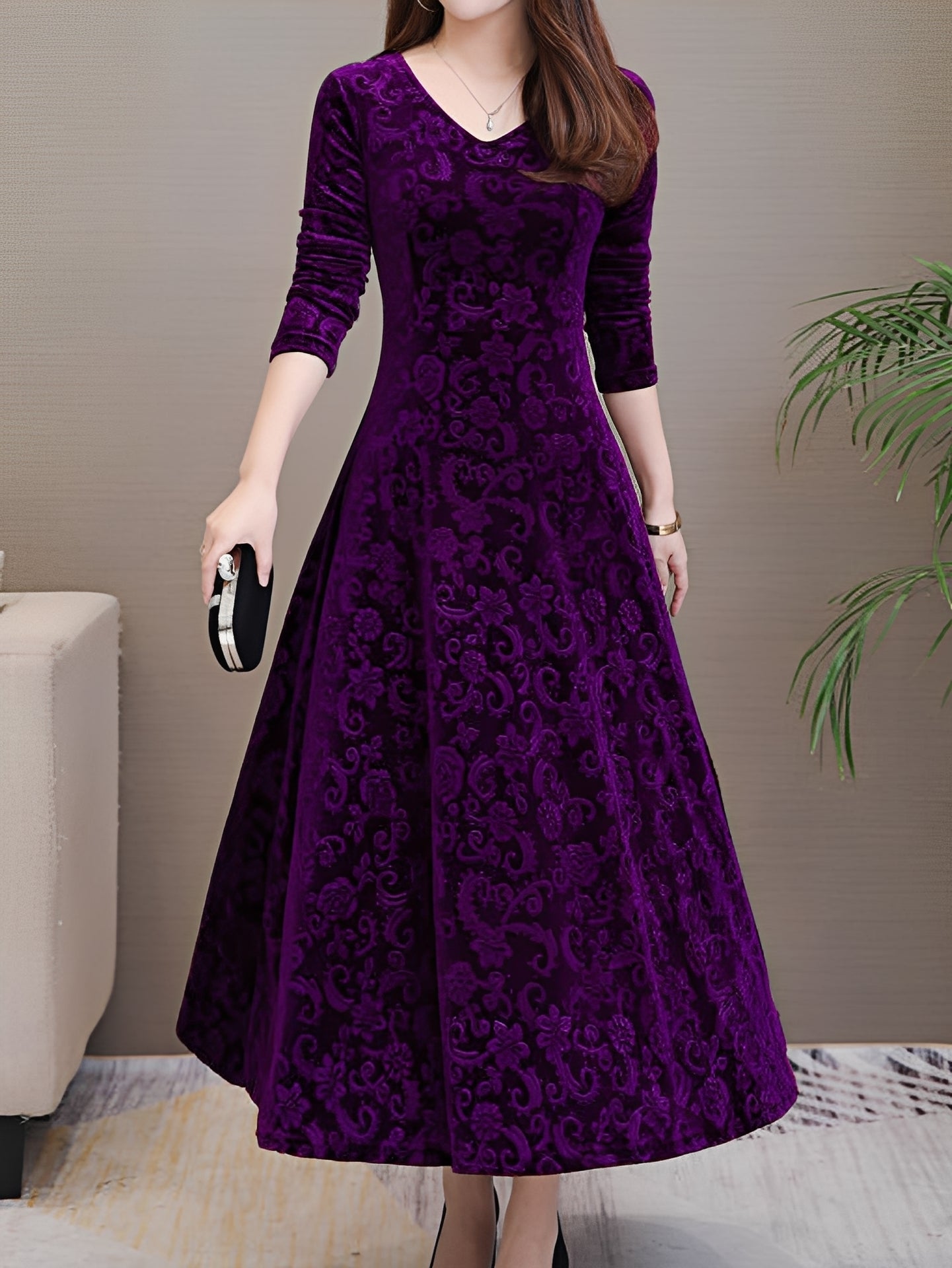 Arianna - Elegant evening gown with long sleeves for women