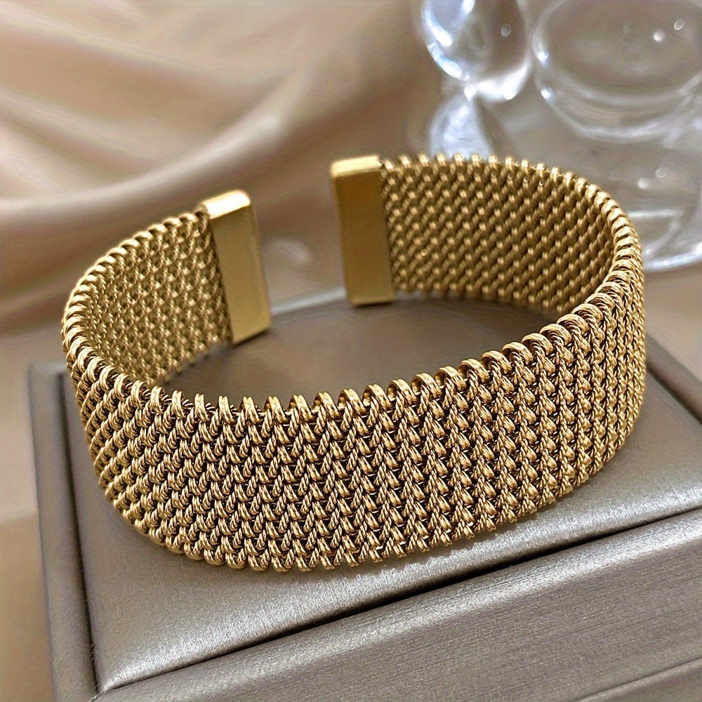 Raya – Bracelete com cabo gravado
