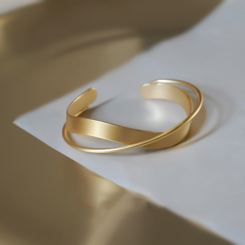 Liora – Bracelete minimalista brilhante
