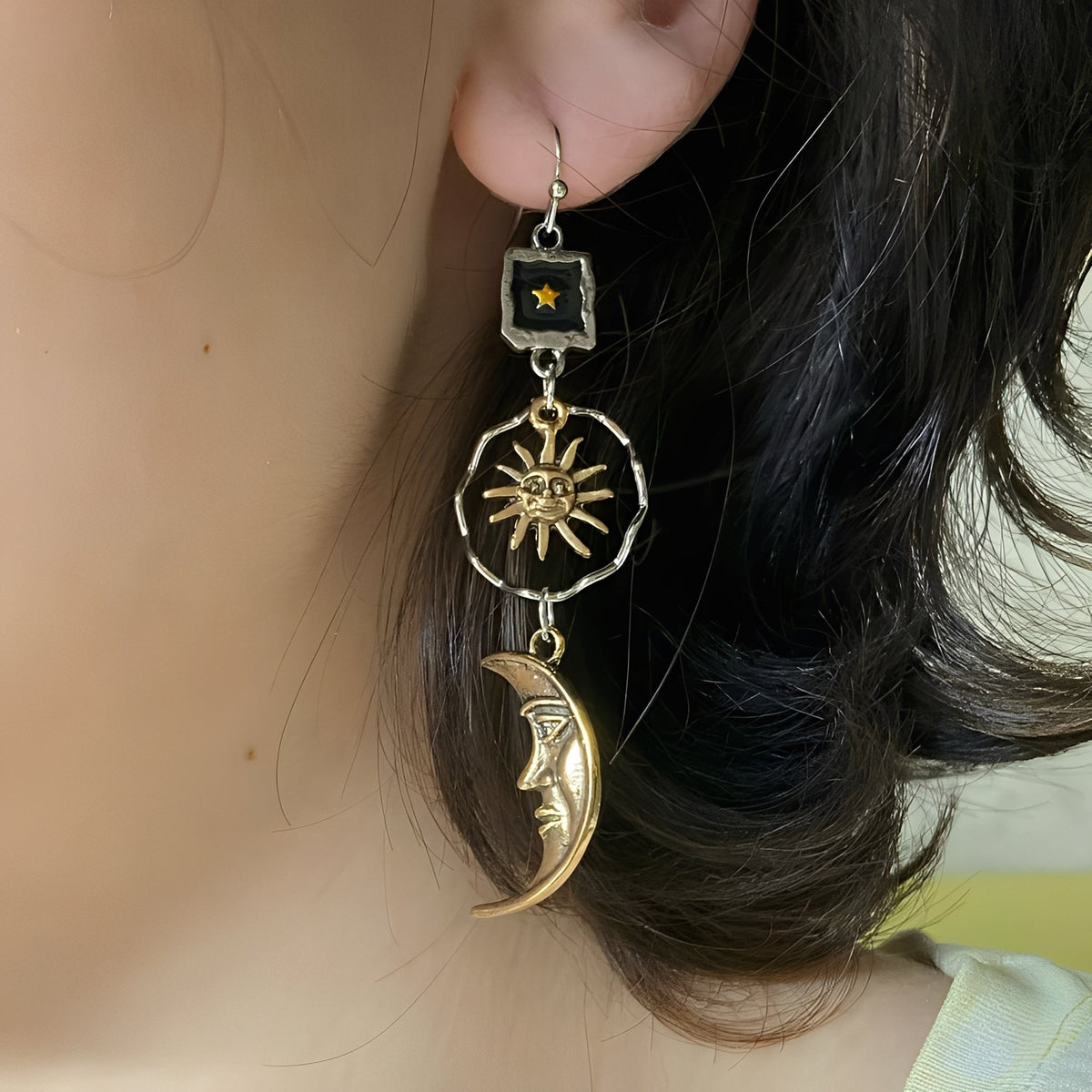 Janna – Brincos de sol e lua