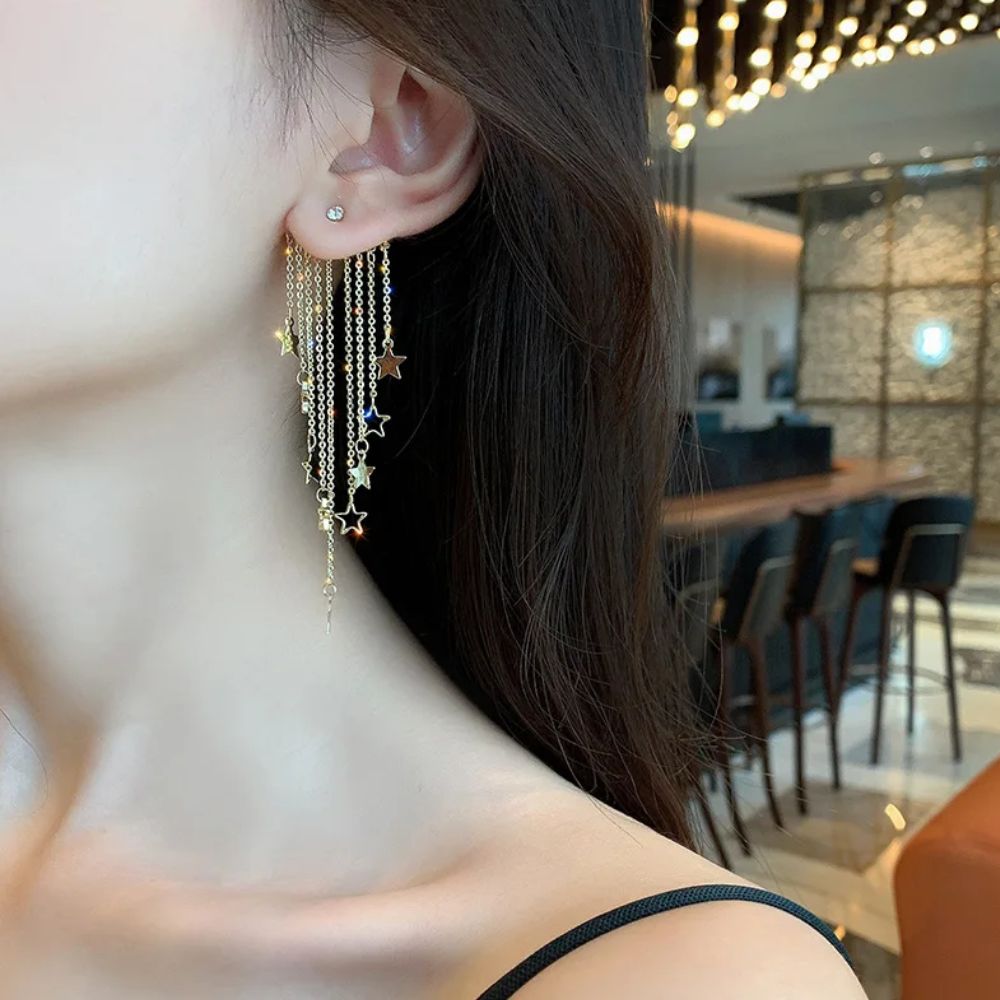 Valerie – Brincos pendentes em estrela com franjas