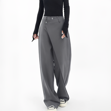 Lussey - Uma calça larga e elegante para mulher