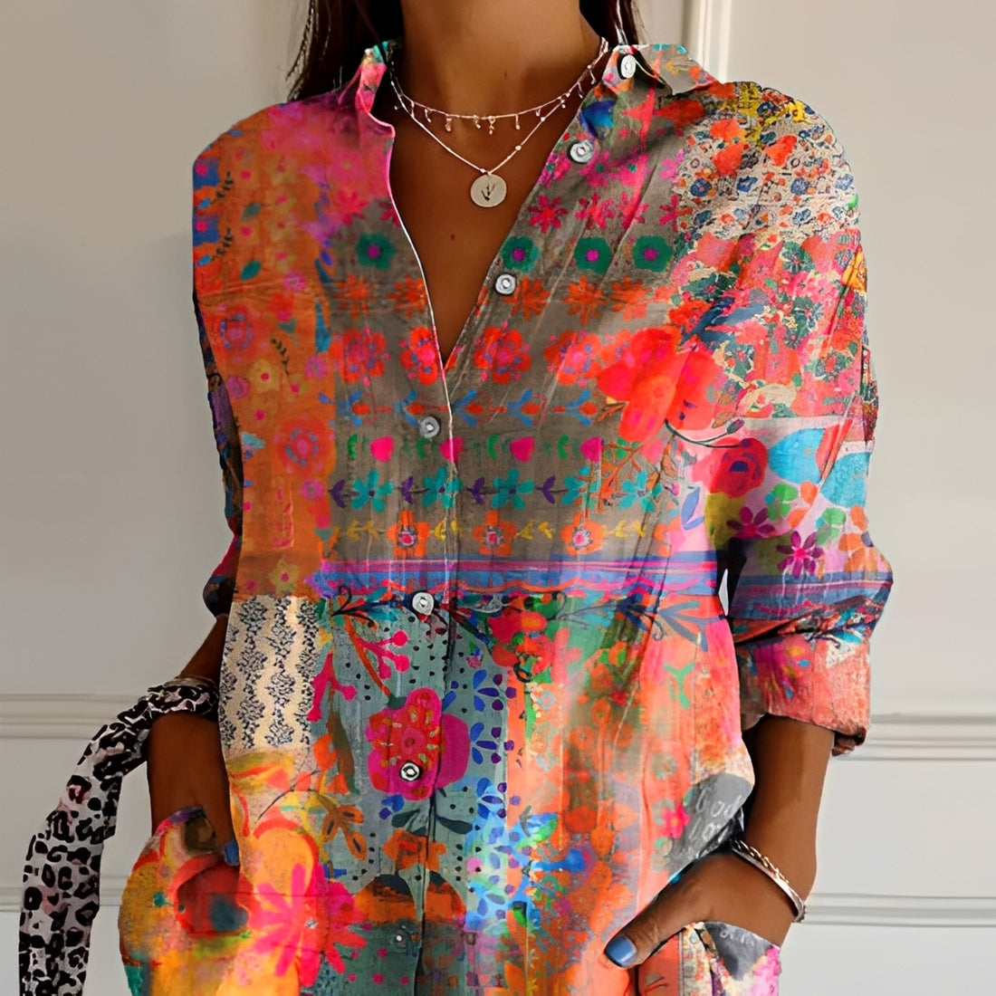 Annah – Blusa elegante com estampa floral