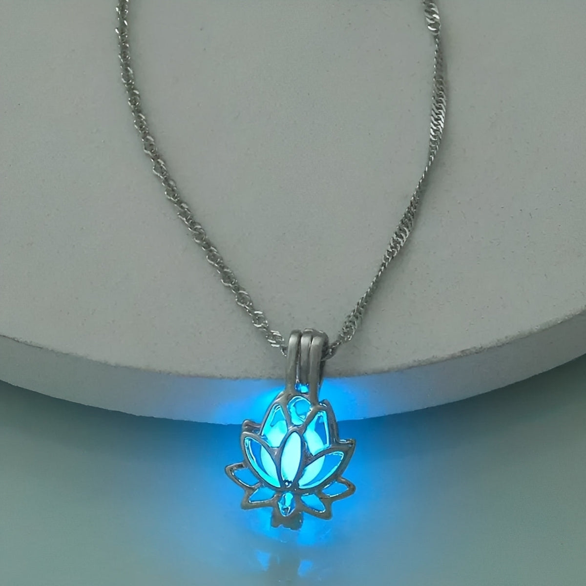 Mathina – flor de lótus brilhante