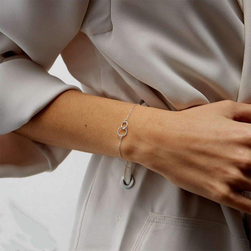 Bracelete de anéis entrelaçados - Anéis entrelaçados