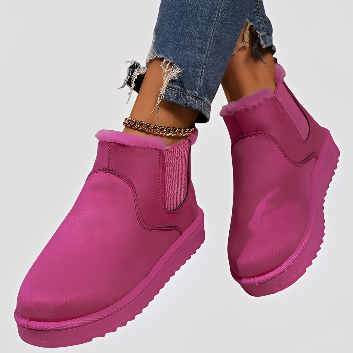 Henie - Warm, wool-lined boots for women