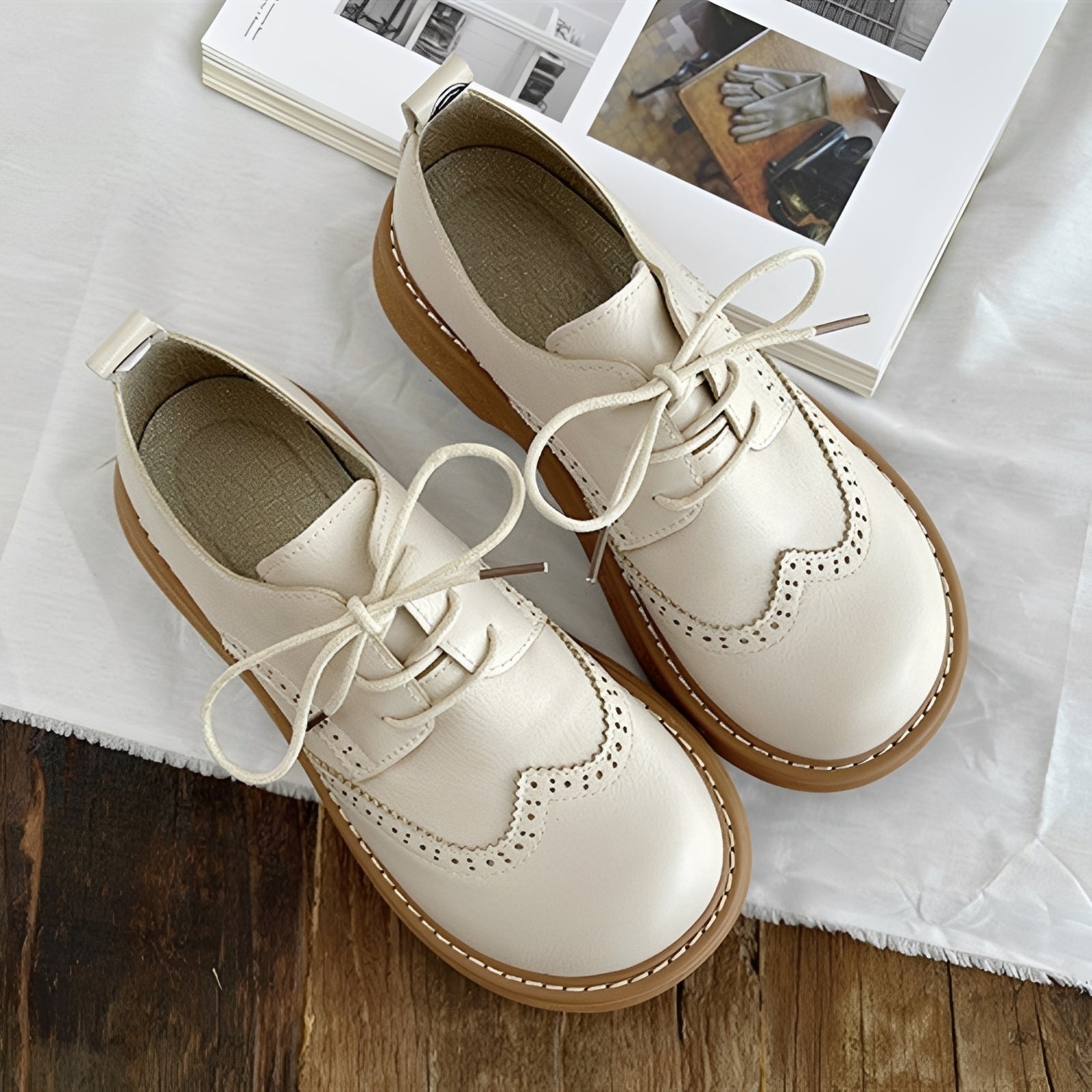 Vanessa - Sapatos Oxford clássicos para mulheres