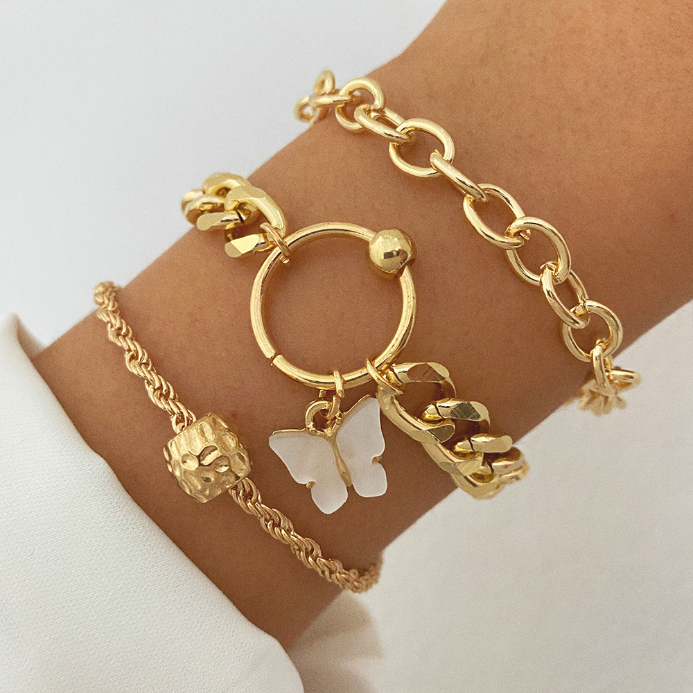 Conjunto de braceletes elegantes para mulheres