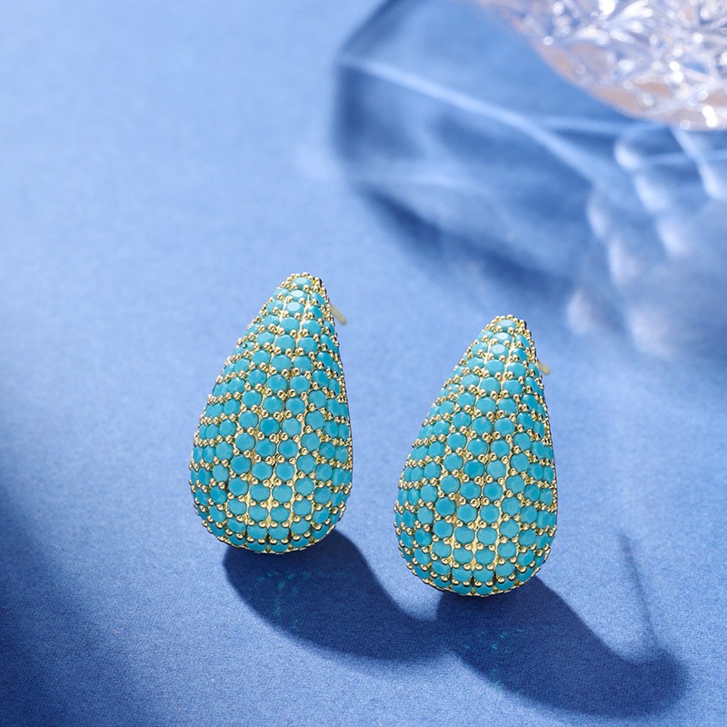 Brincos em Forma de Gota - Brinco Incrustado