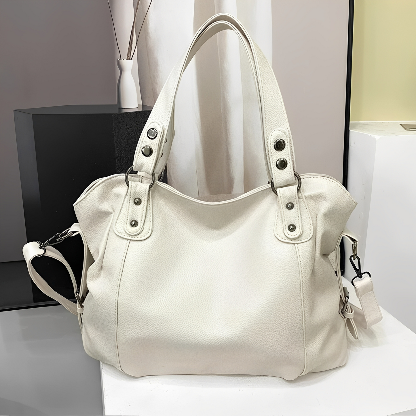 Erika - Elegant large leather bag for women