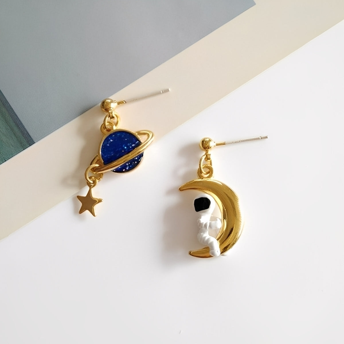 Luna – Brincos de astronauta e planeta