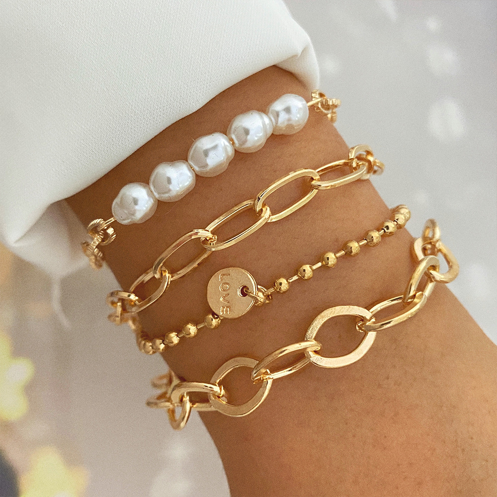 Conjunto de braceletes elegantes para mulheres