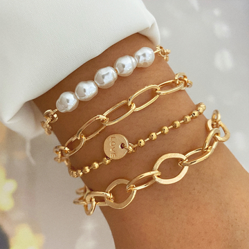 Conjunto de braceletes elegantes para mulheres