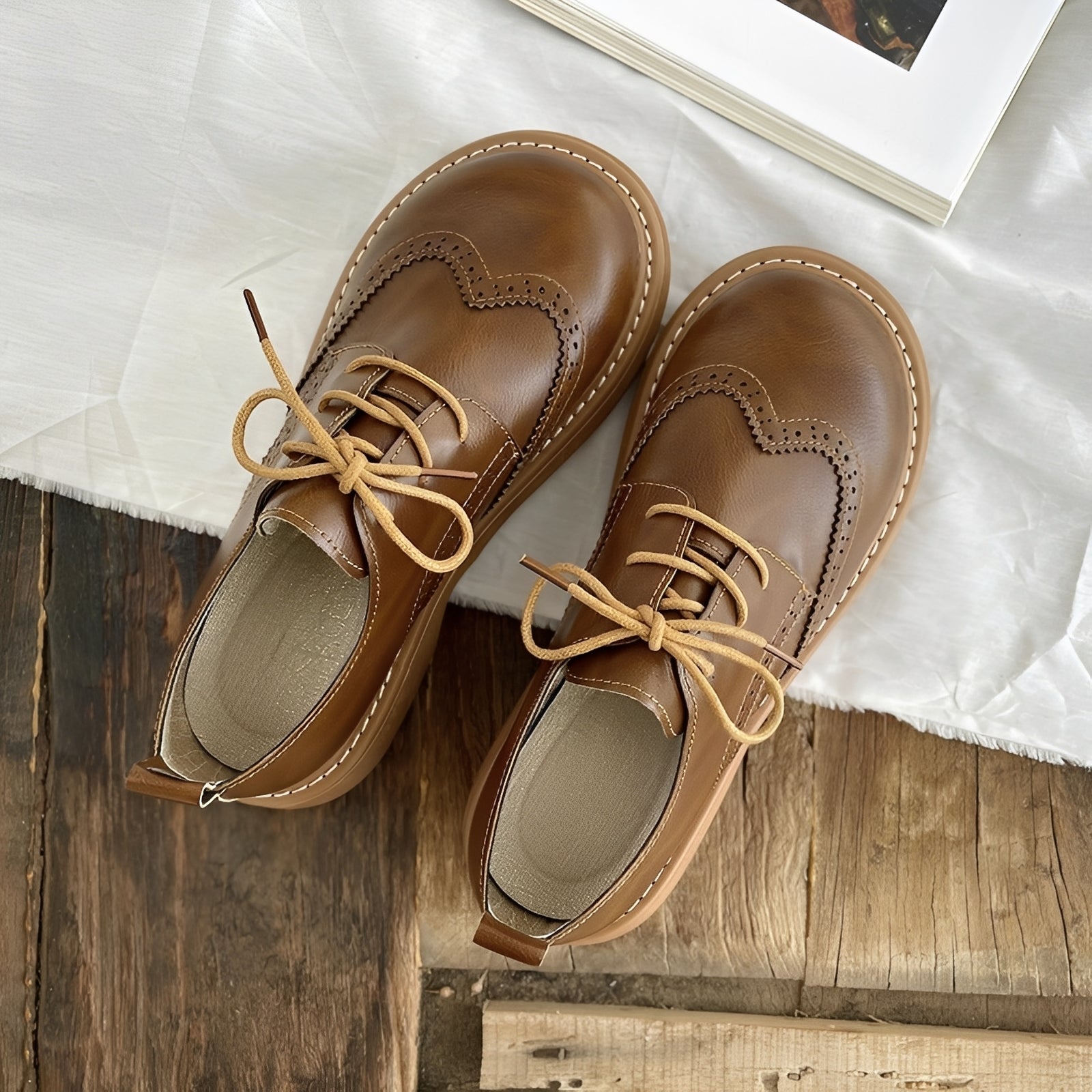 Vanessa - Sapatos Oxford clássicos para mulheres