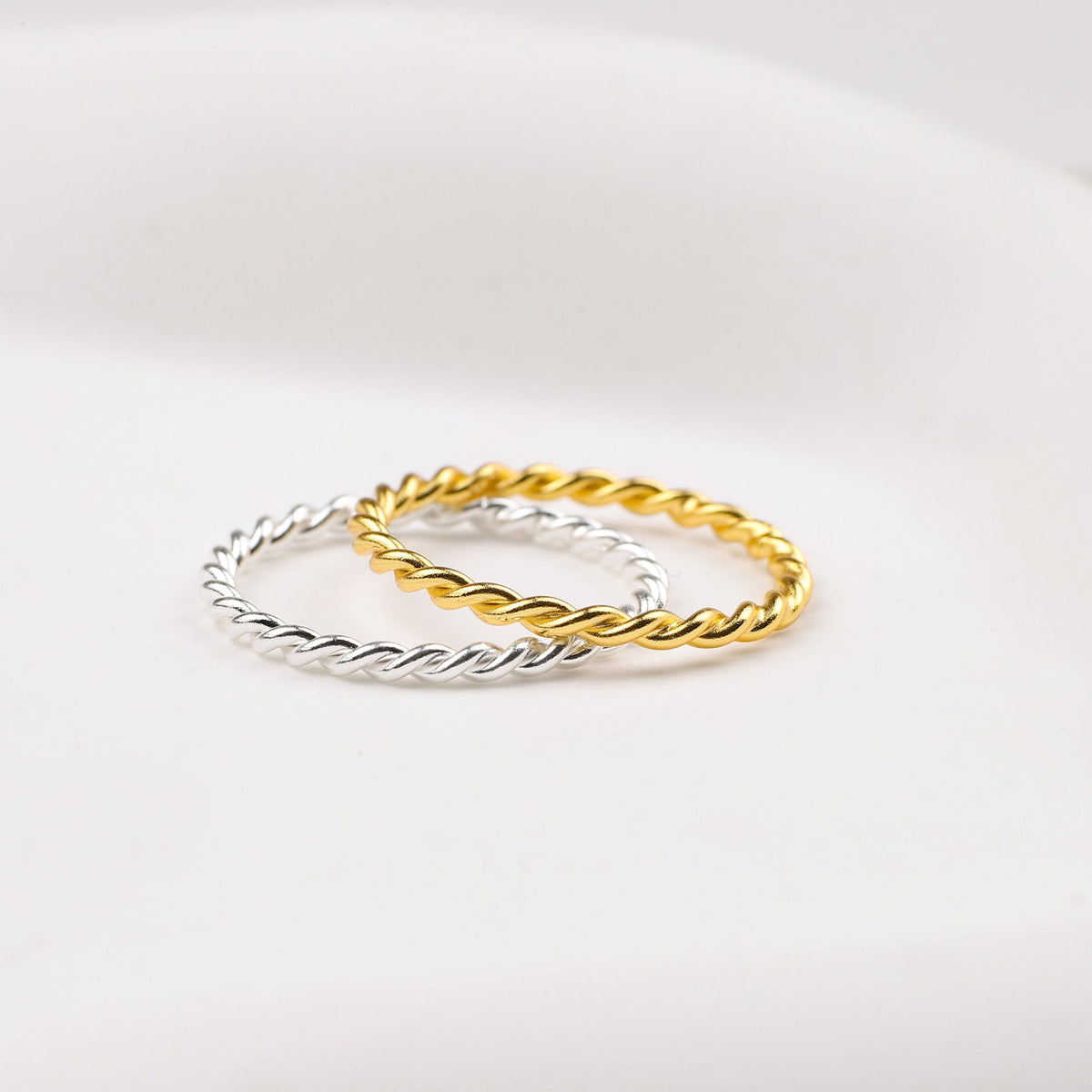 Manon – Bague tressada empilhável