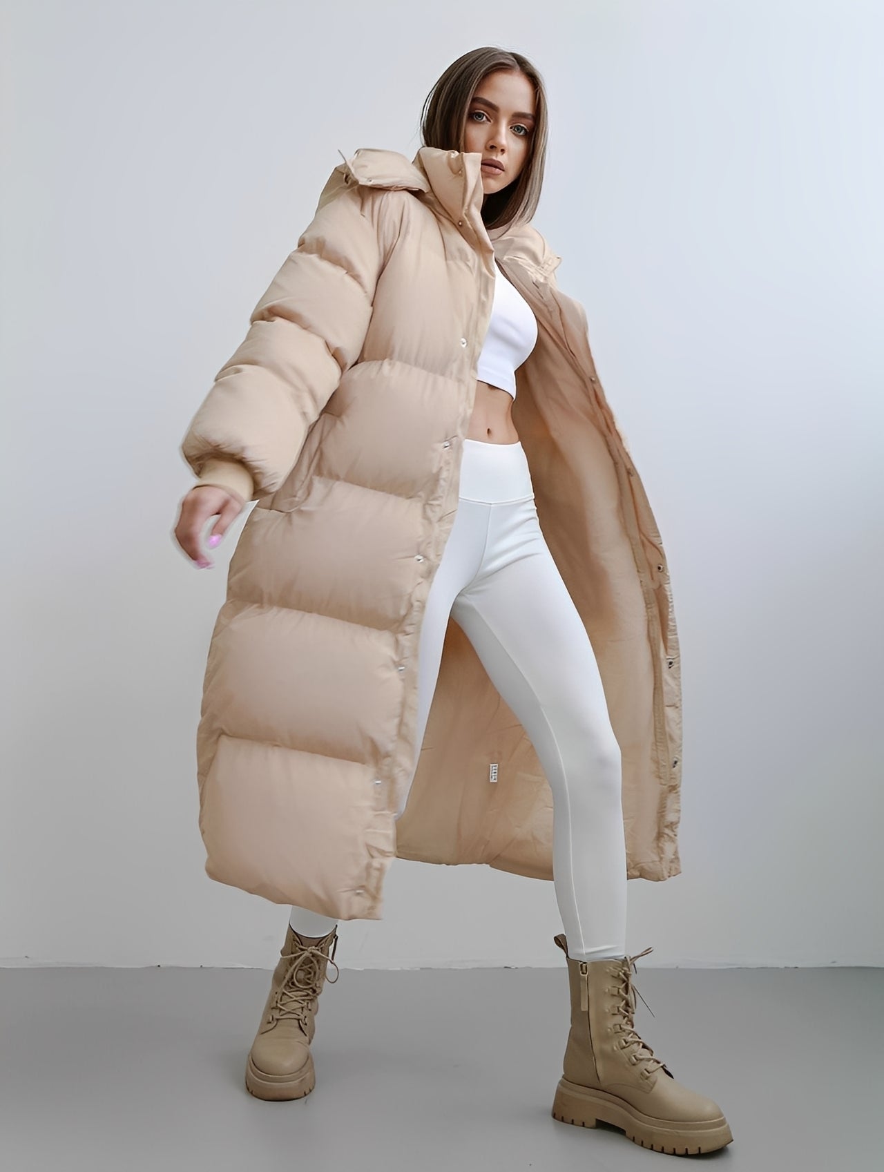 Eloise - Modern loose jacket with hood for women