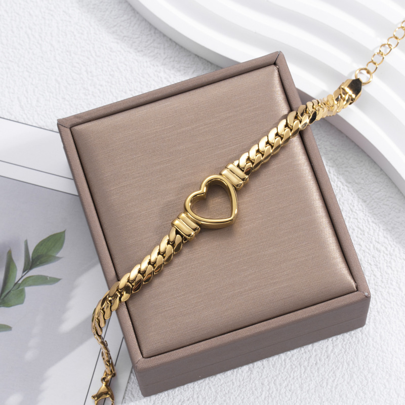 Bracelete em coração oco dourado - Bracelete em coração aberto