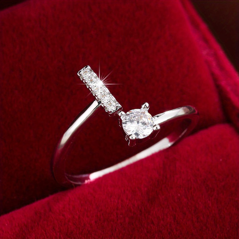 Nova – Bague aberta moderna com inicial