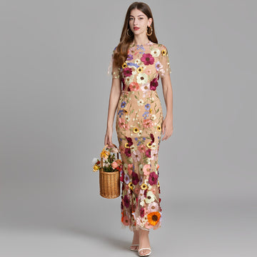 Nina - Vestido estiloso com bordado floral para meninas
