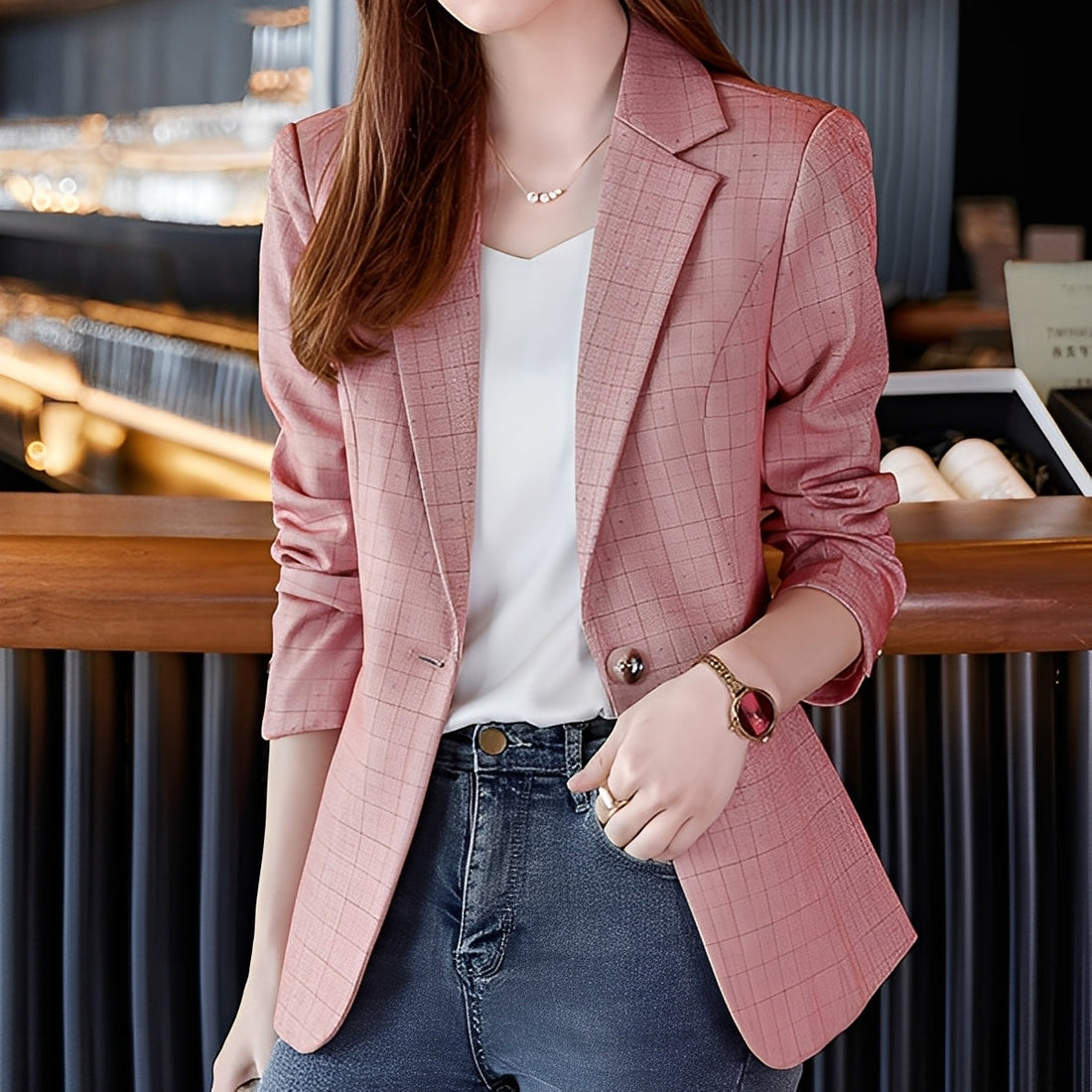 Claudia - Elegante Blazer com Padrão Xadrez para Mulheres