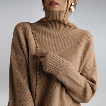 Camille - Pulôver elegante com gola alta