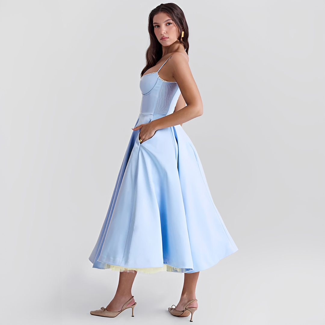 Zendaya - Vestido Elegante de Dupla Camada