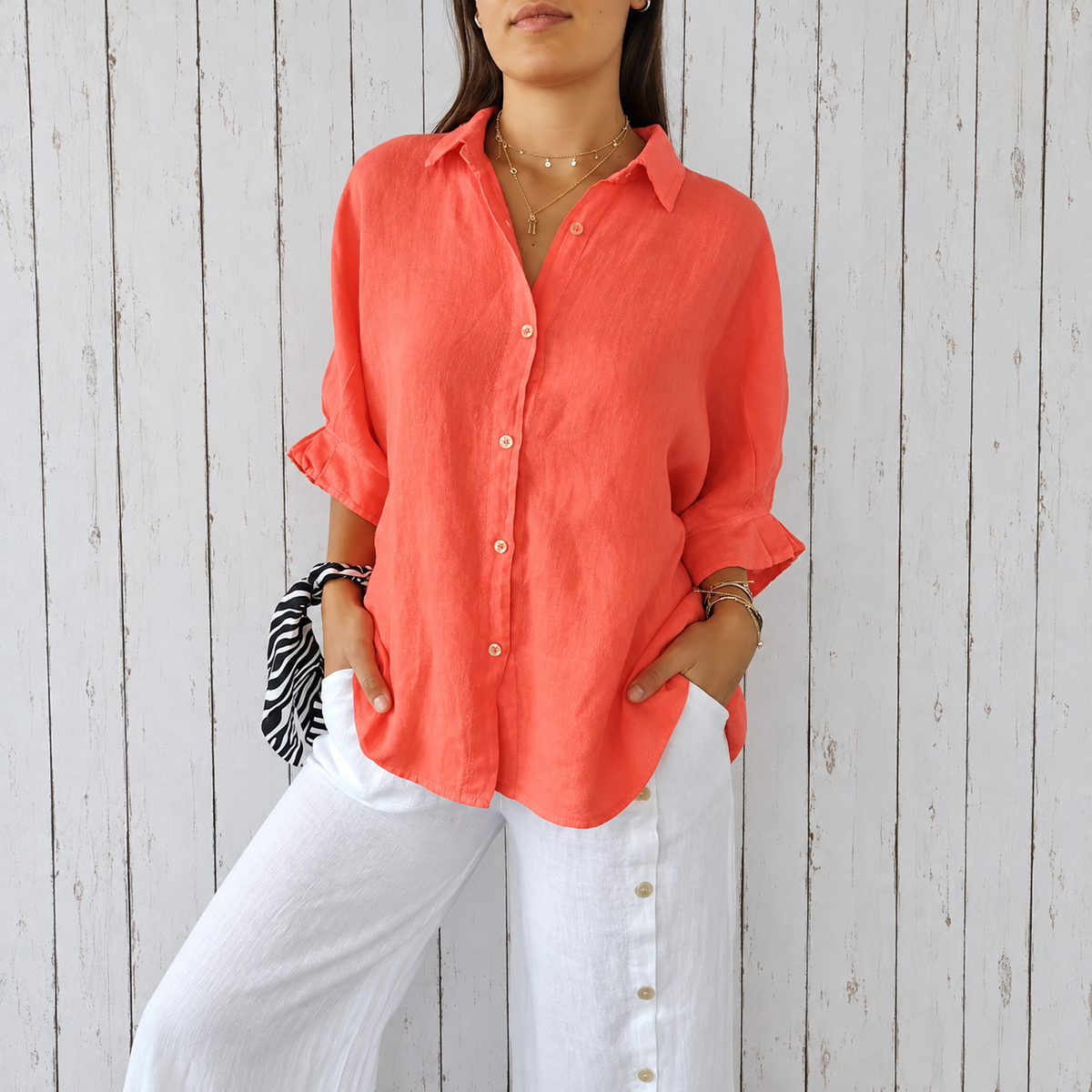 Madison - Blusa Elegante com Design Clássico e Botões