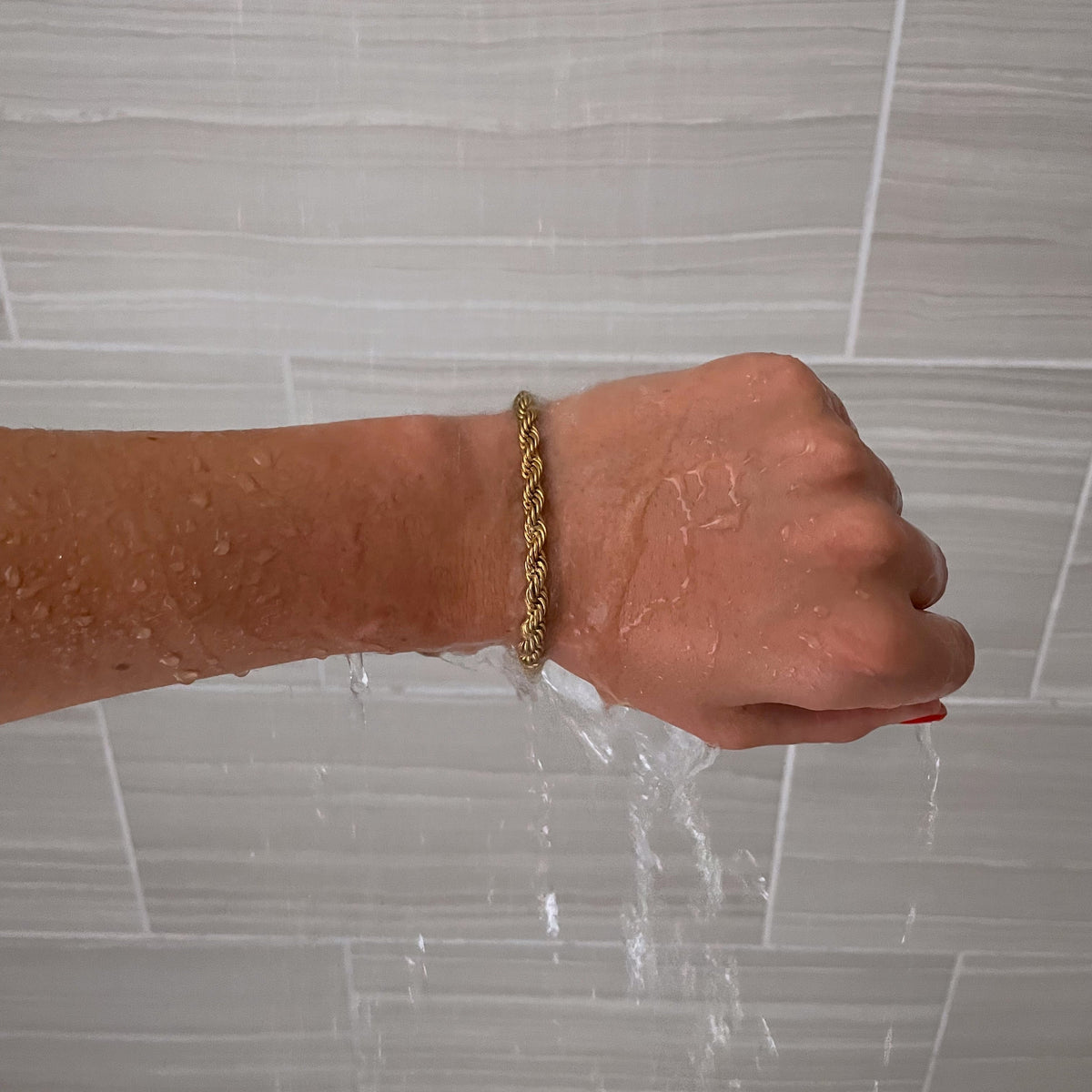 Mila – Bracelete trançado elegante