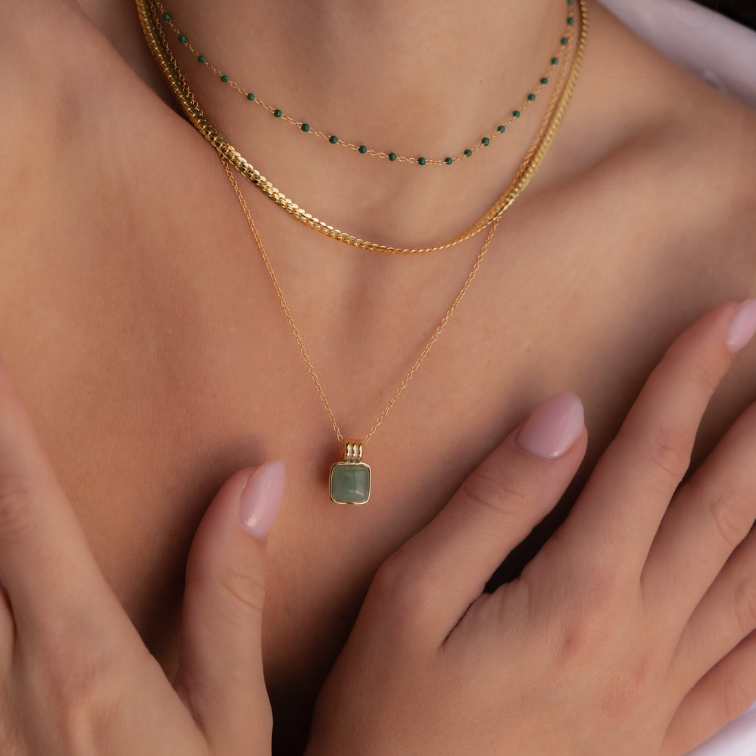 Colar de jade com pendente - Colar de jade brilhante