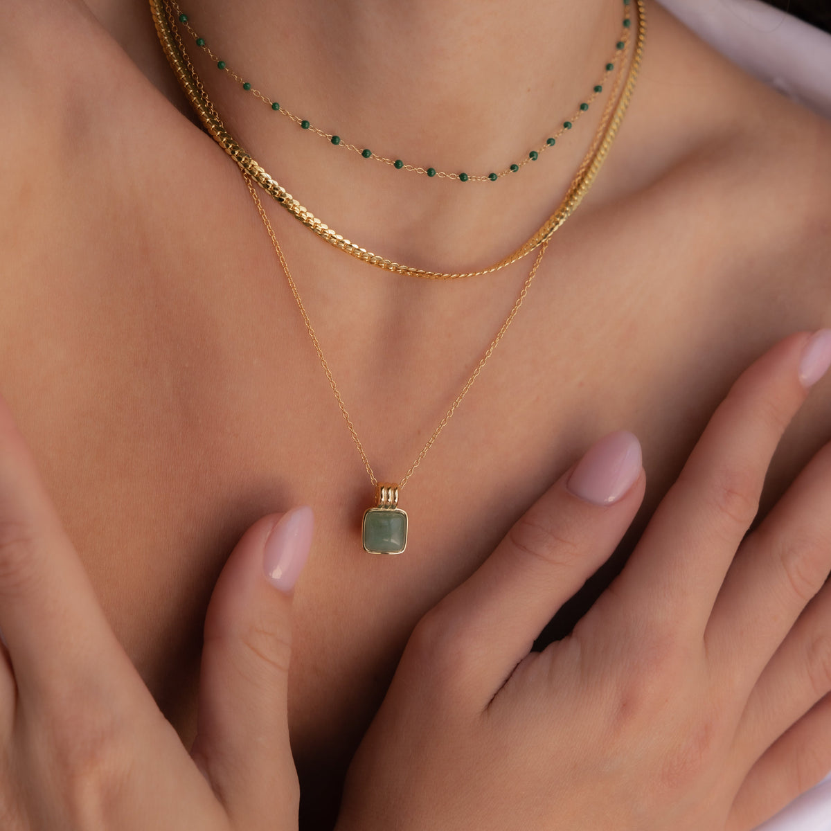 Colar de jade com pendente - Colar de jade brilhante
