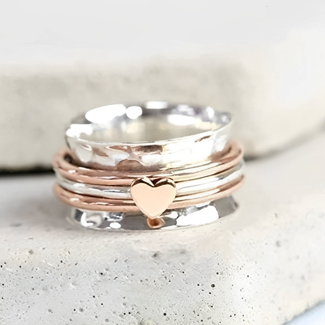 Amara – Bague em forma de coração rotativo