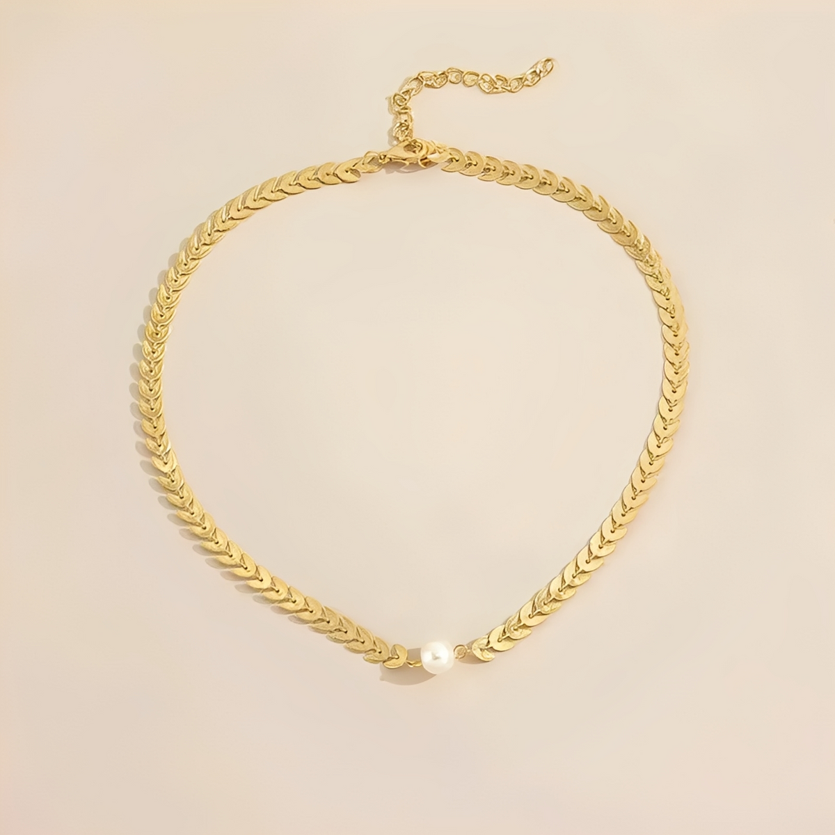Aria – Colar Romano em Ouro e Pérola Elegante