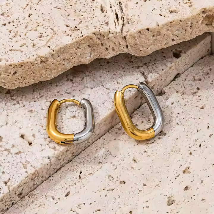 Thea – Brincos minimalistas
