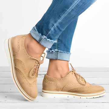 Sloane - Sapatos Oxford com Detalhes Vazados